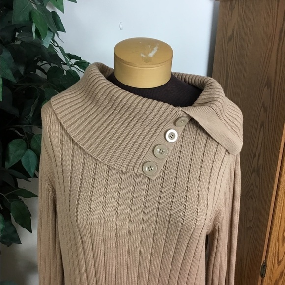 Studio Works Large split neck tan heavier weight sweater - Picture 2 of 14